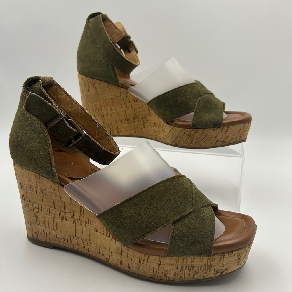 Crown Vintage Chalina Wedge‎ Sandals Women 7.5 Olive Green Suede Cork Boho Retro